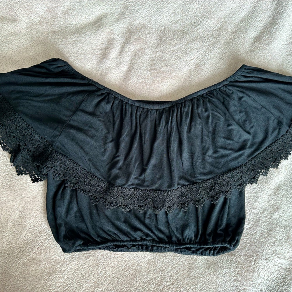 Hollister Crop Top